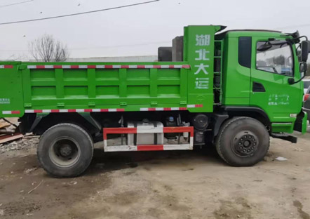 ������ж��